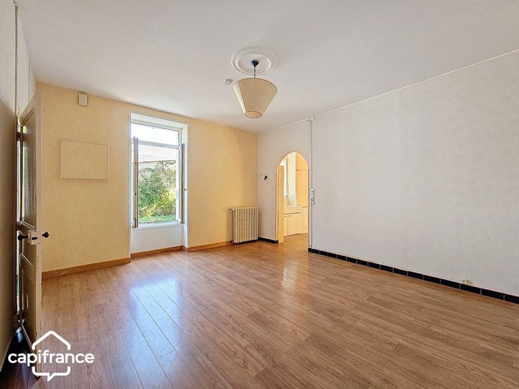 Achat maison à vendre 3 chambres 101 m² - Thouars