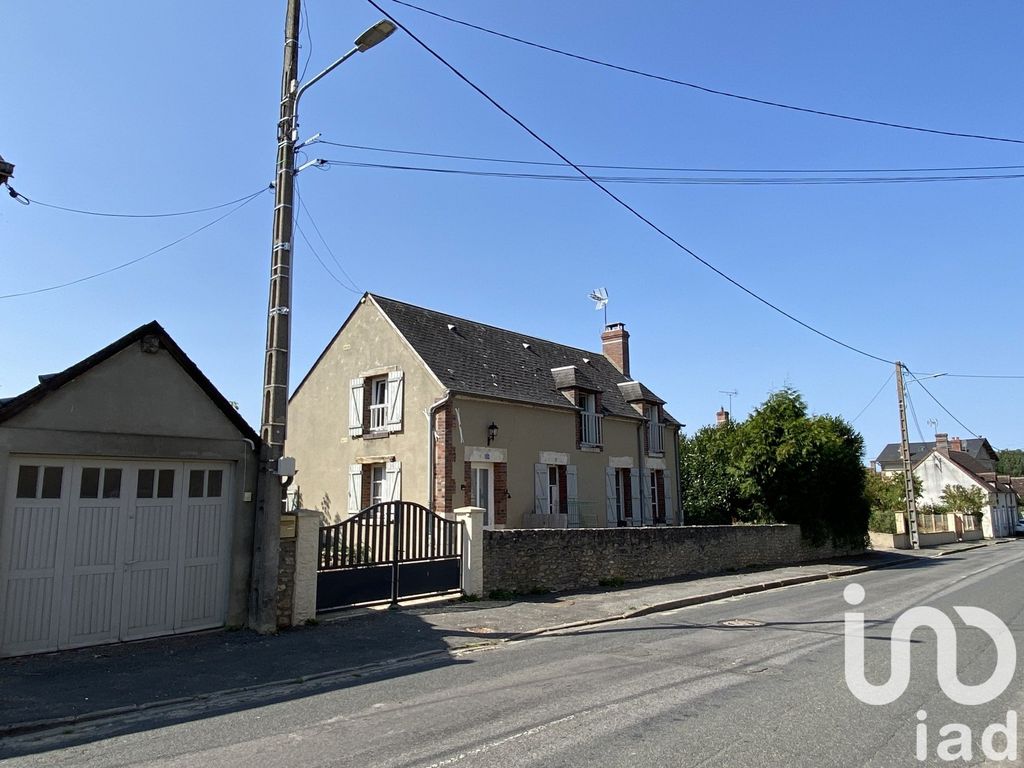 Achat maison à vendre 3 chambres 105 m² - La Chapelle-sur-Aveyron