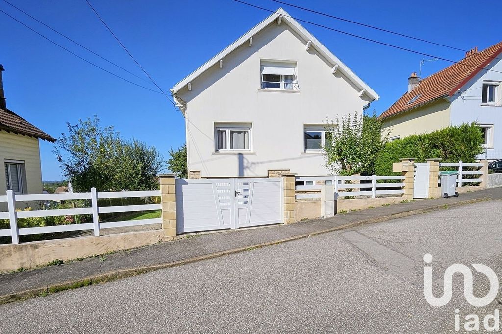 Achat maison à vendre 4 chambres 119 m² - Épinal