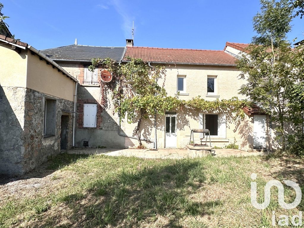 Achat maison à vendre 4 chambres 143 m² - Saint-Léger-Magnazeix