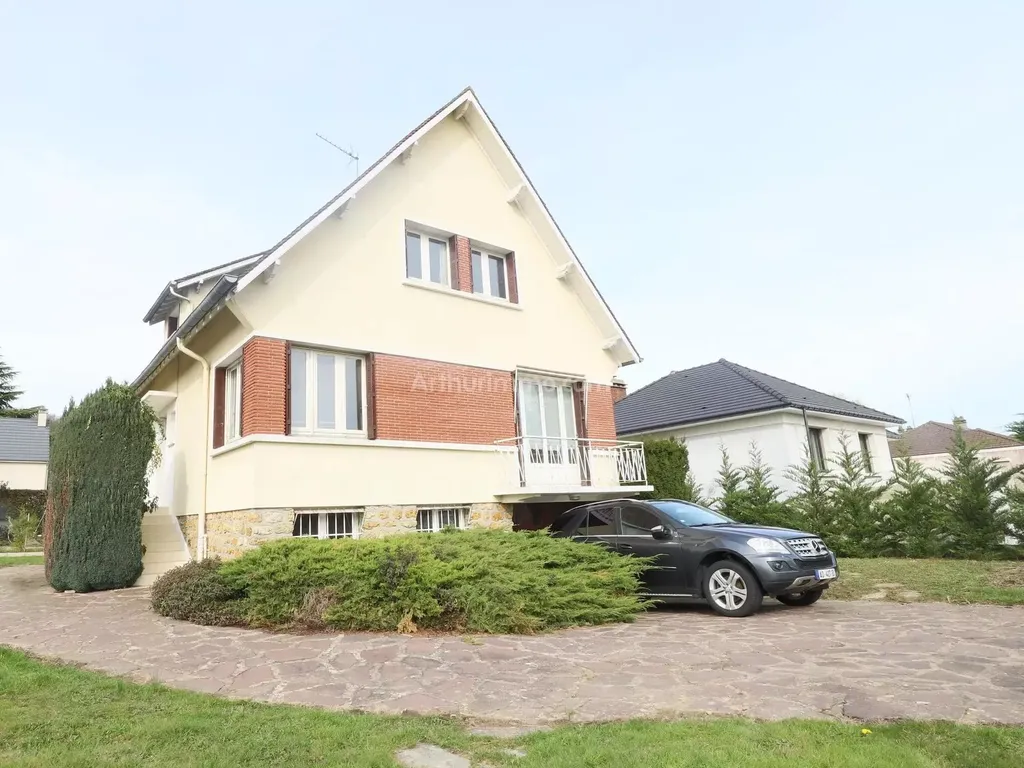 Achat maison à vendre 5 chambres 133 m² - Montlhéry