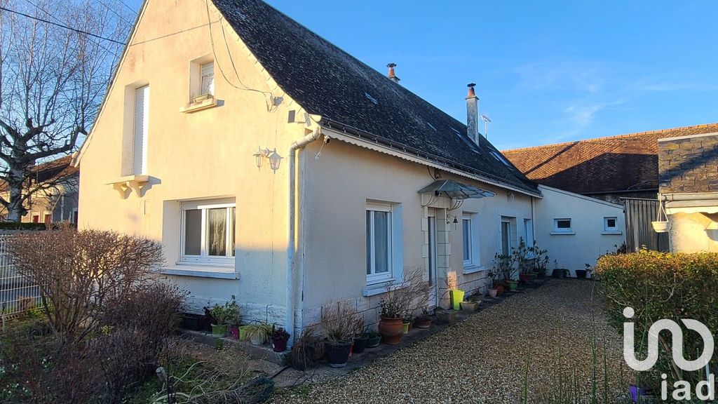 Achat maison à vendre 4 chambres 117 m² - Vernoil-le-Fourrier