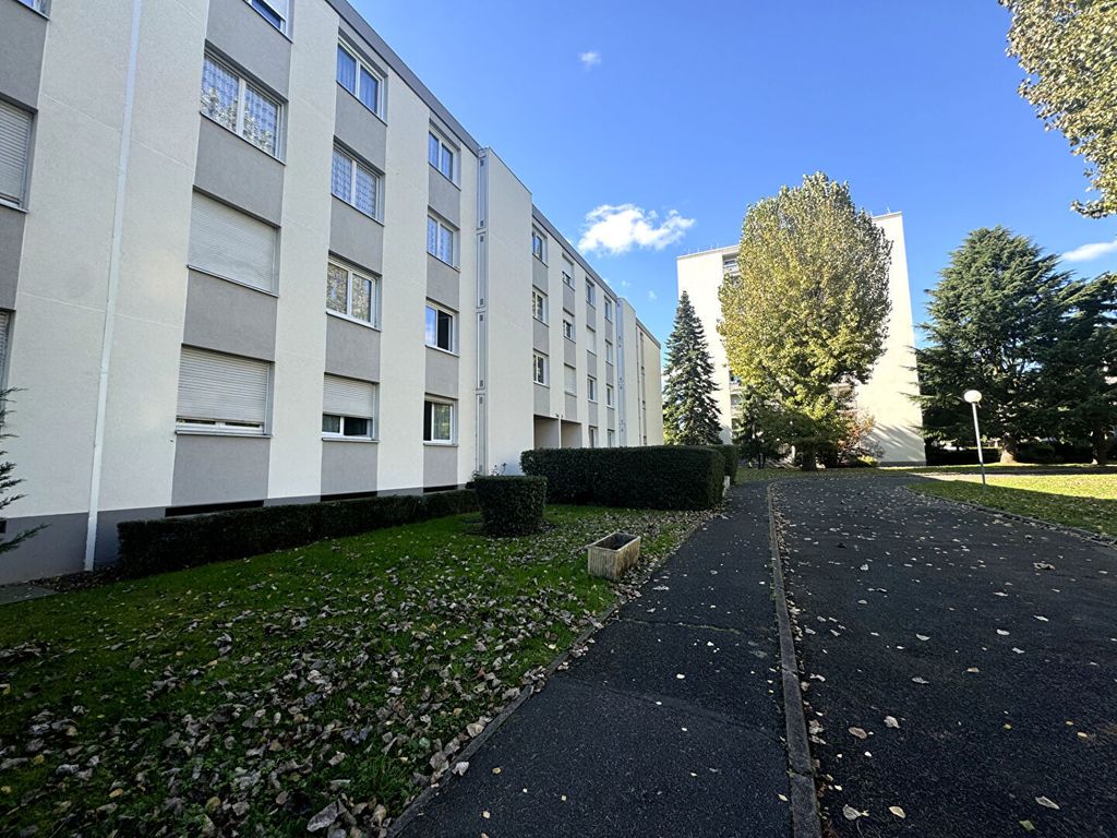 Achat appartement à vendre 4 pièces 75 m² - Évry