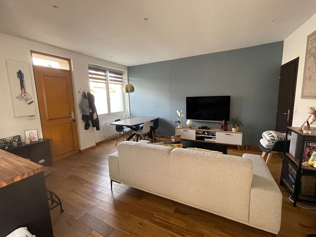 Achat maison à vendre 3 chambres 93 m² - Saint-Léger-en-Yvelines