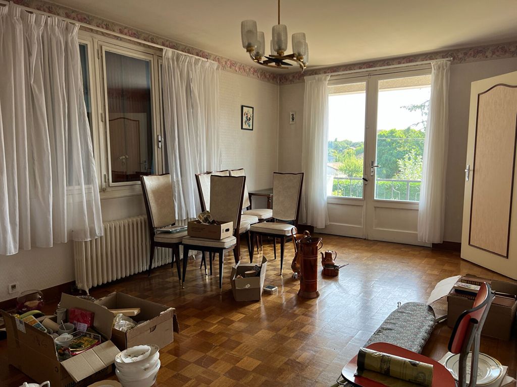 Achat maison 3 chambre(s) - Charroux