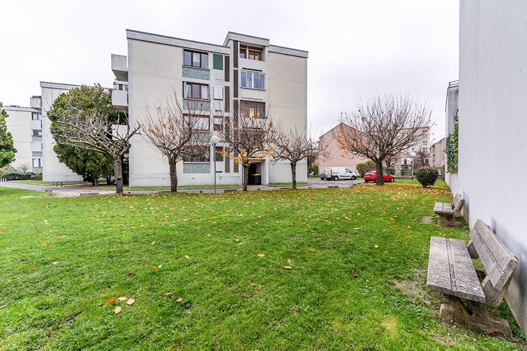 Achat appartement à vendre 4 pièces 71 m² - Vitry-sur-Seine