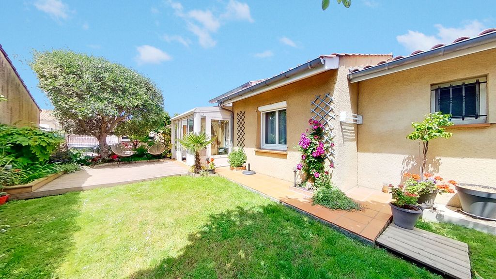 Achat maison à vendre 4 chambres 115 m² - Tournefeuille