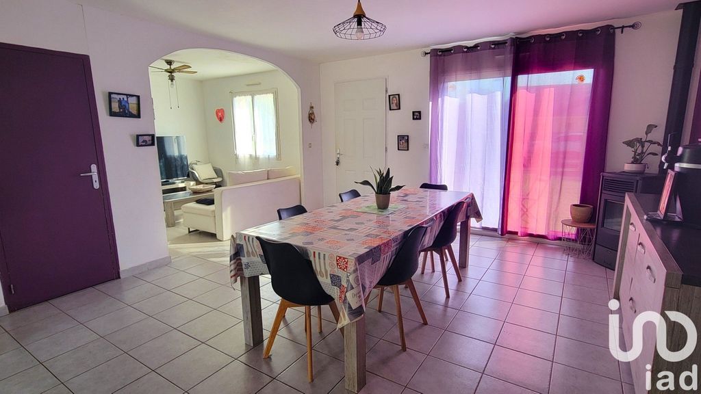 Achat maison à vendre 3 chambres 99 m² - Beaufort-en-Anjou