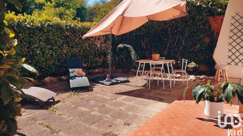 Achat appartement à vendre 3 pièces 68 m² - Antibes