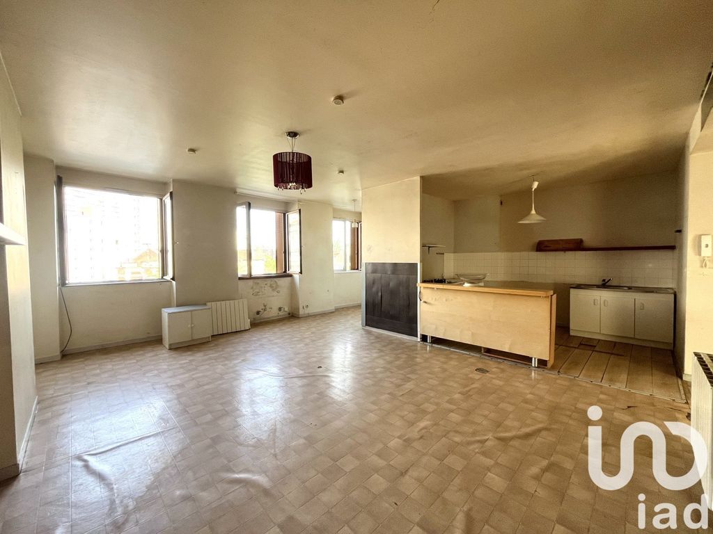 Achat appartement à vendre 4 pièces 91 m² - Saint-Étienne