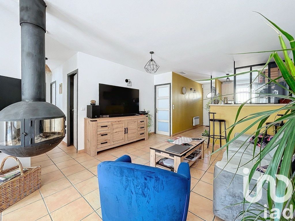 Achat maison à vendre 3 chambres 77 m² - Agde