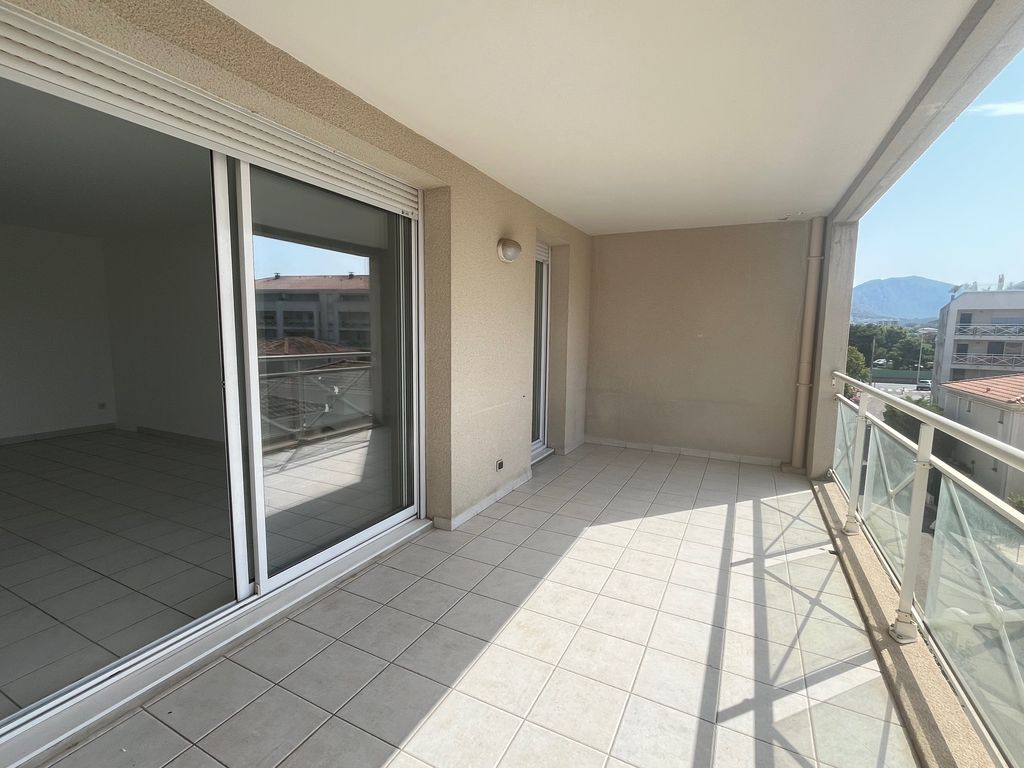 Achat appartement à vendre 3 pièces 71 m² - Marseille 9ème arrondissement