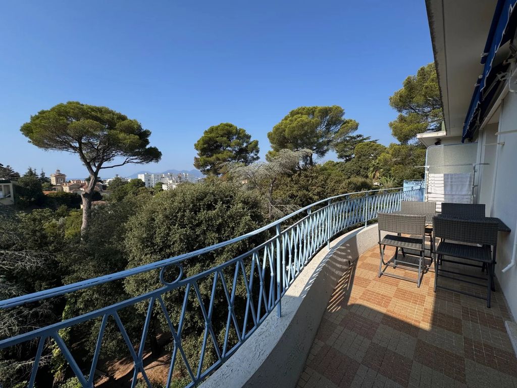 Achat appartement à vendre 3 pièces 60 m² - Cannes