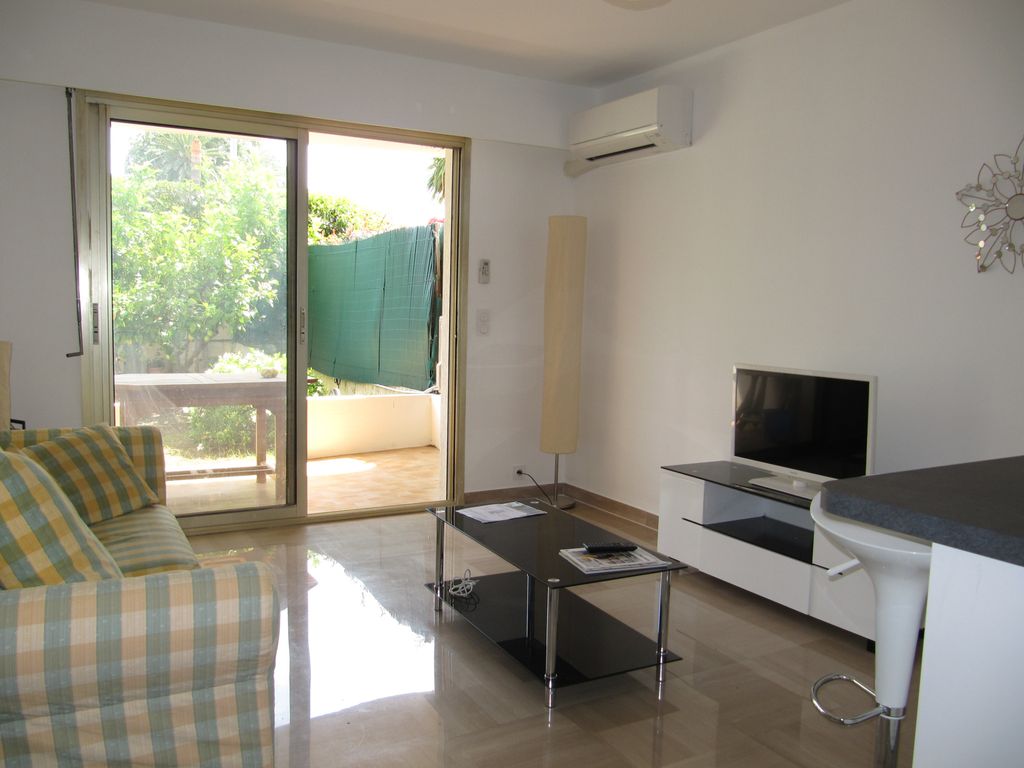 Achat appartement à vendre 2 pièces 49 m² - Cagnes-sur-Mer