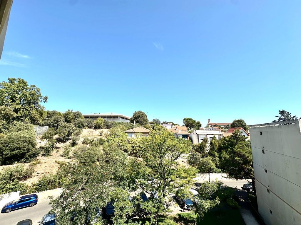 Achat appartement à vendre 3 pièces 66 m² - Marseille 12ème arrondissement