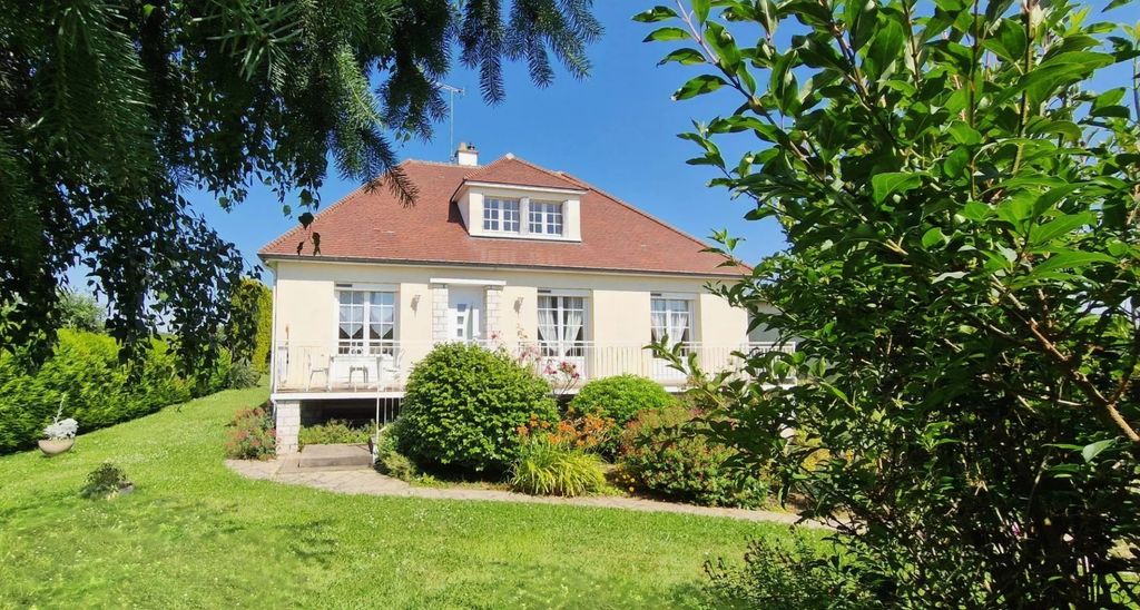 Achat maison à vendre 4 chambres 124 m² - La Chaussée-Saint-Victor