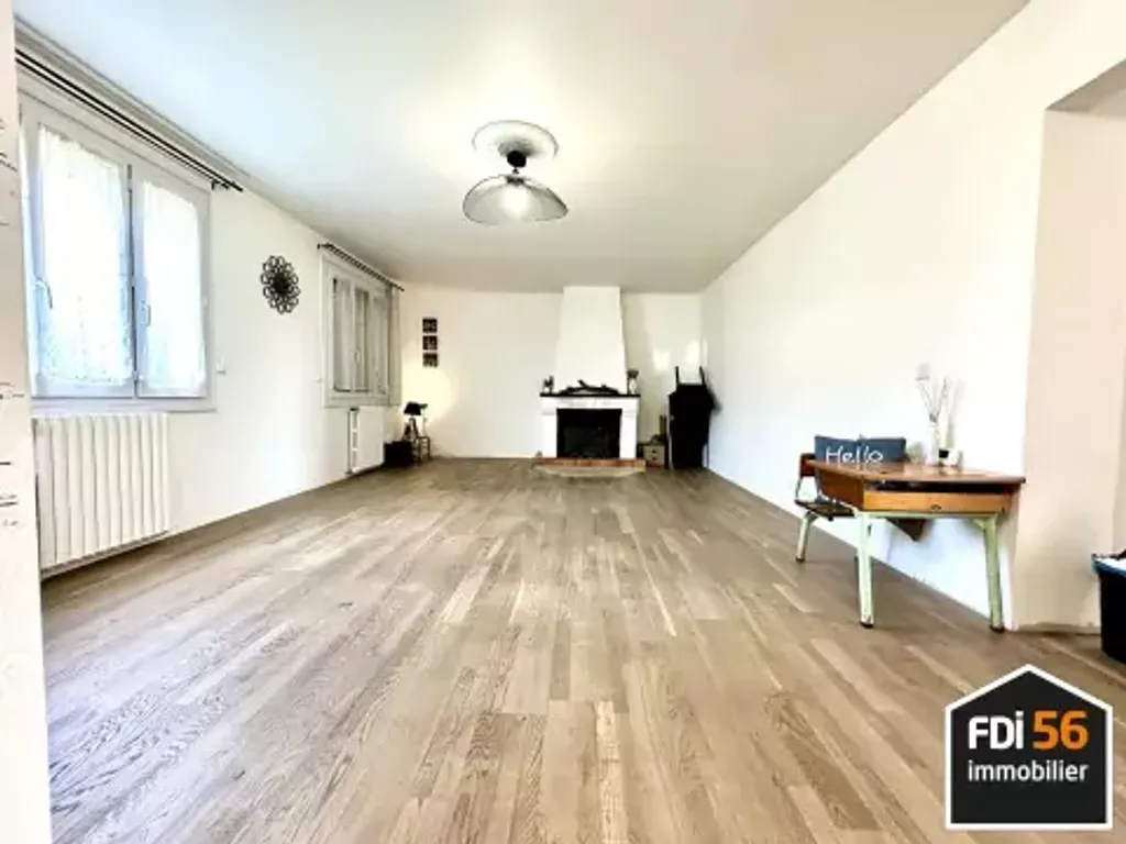 Achat maison à vendre 5 chambres 151 m² - Lanester