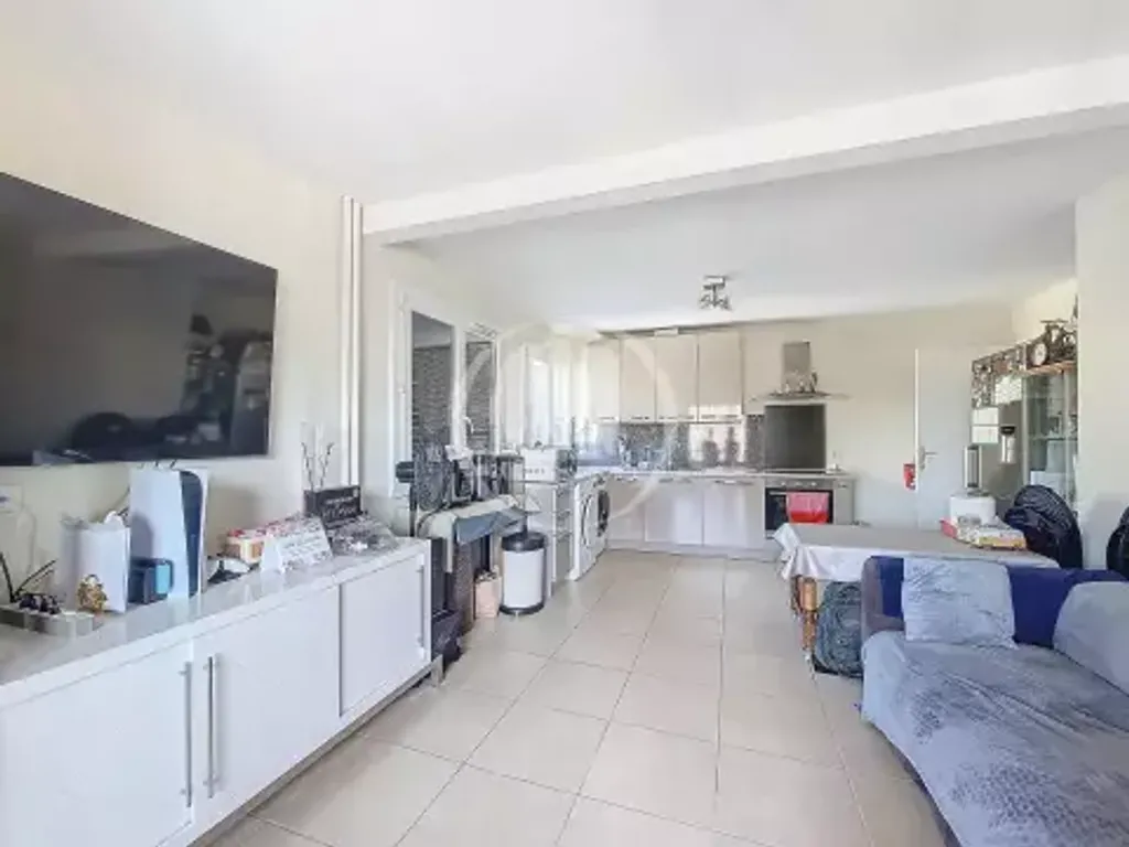 Achat appartement à vendre 4 pièces 70 m² - Nice