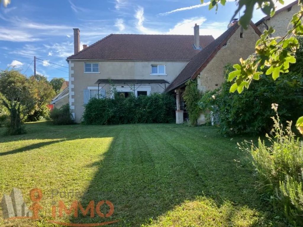 Achat maison à vendre 2 chambres 145 m² - Dampierre-sous-Bouhy