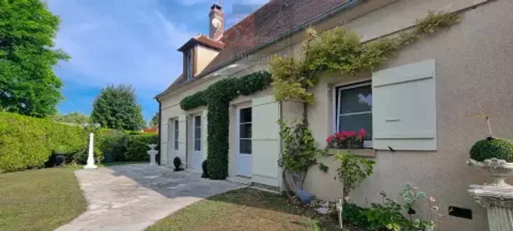 Achat maison à vendre 4 chambres 145 m² - Chantilly