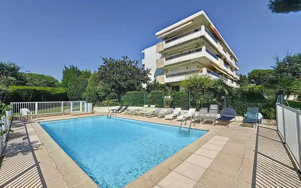 Achat appartement 3 pièce(s) Antibes