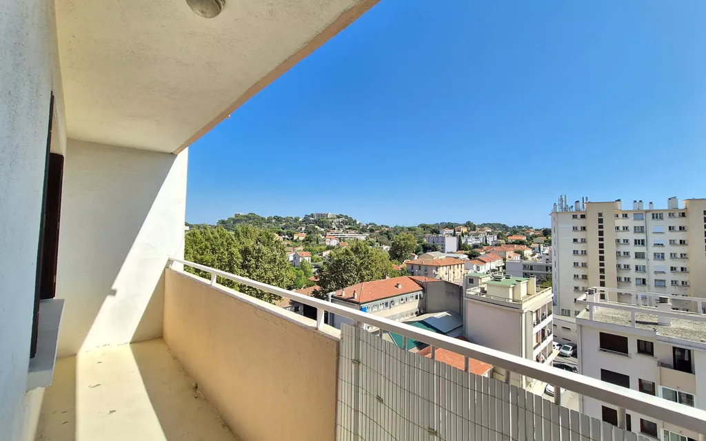 Achat appartement à vendre 3 pièces 55 m² - Toulon