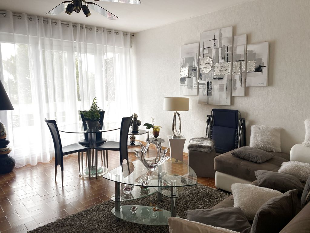 Achat appartement à vendre 2 pièces 64 m² - Montpellier