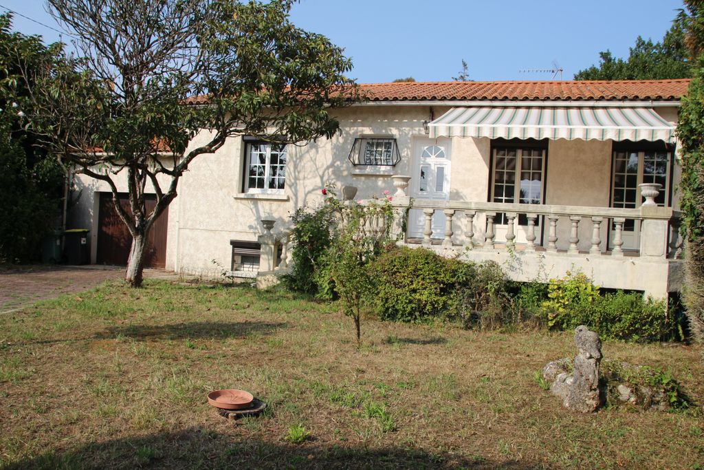 Achat maison à vendre 2 chambres 79 m² - Meschers-sur-Gironde