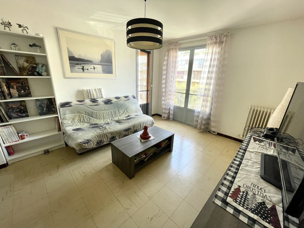 Achat appartement à vendre 2 pièces 46 m² - Marseille 10ème arrondissement