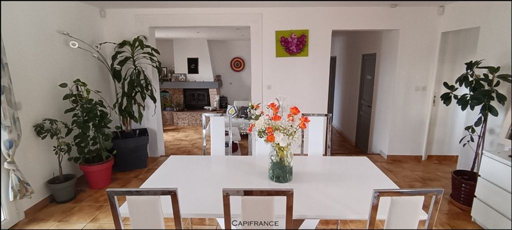 Achat maison à vendre 3 chambres 180 m² - Le Val