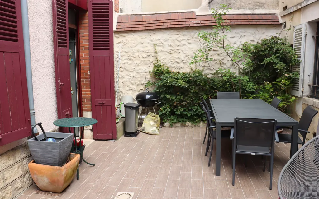 Achat maison à vendre 4 chambres 160 m² - Auxerre