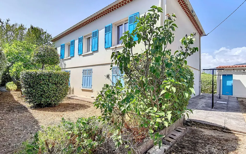 Achat maison à vendre 4 chambres 145 m² - La Garde