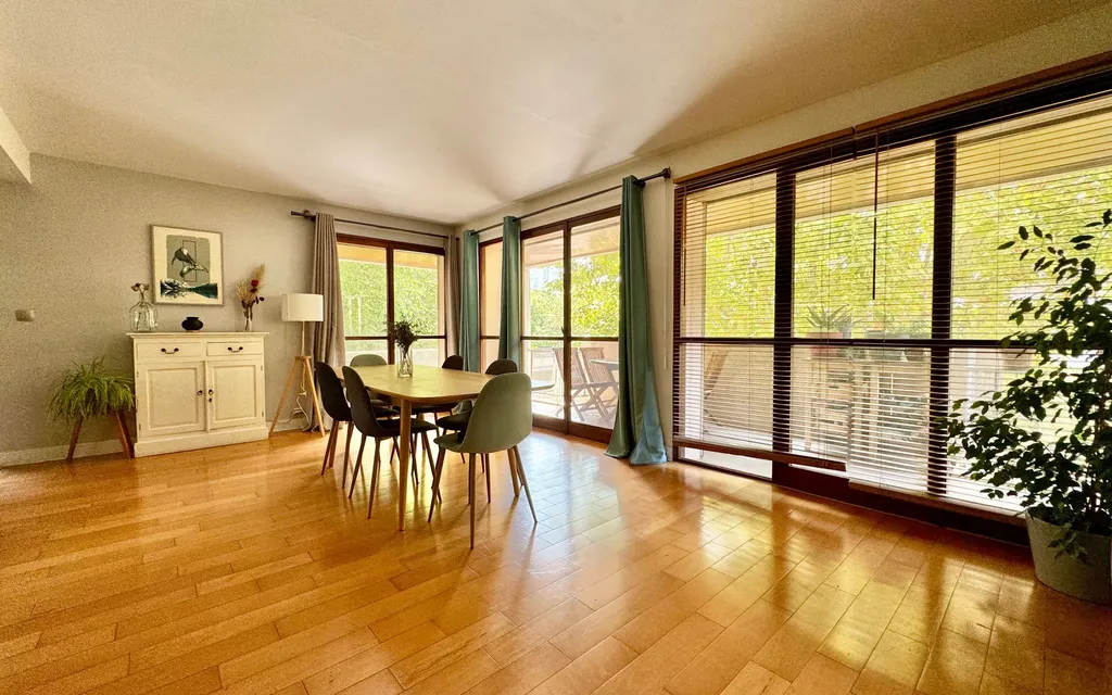 Achat appartement à vendre 5 pièces 118 m² - Marseille 9ème arrondissement