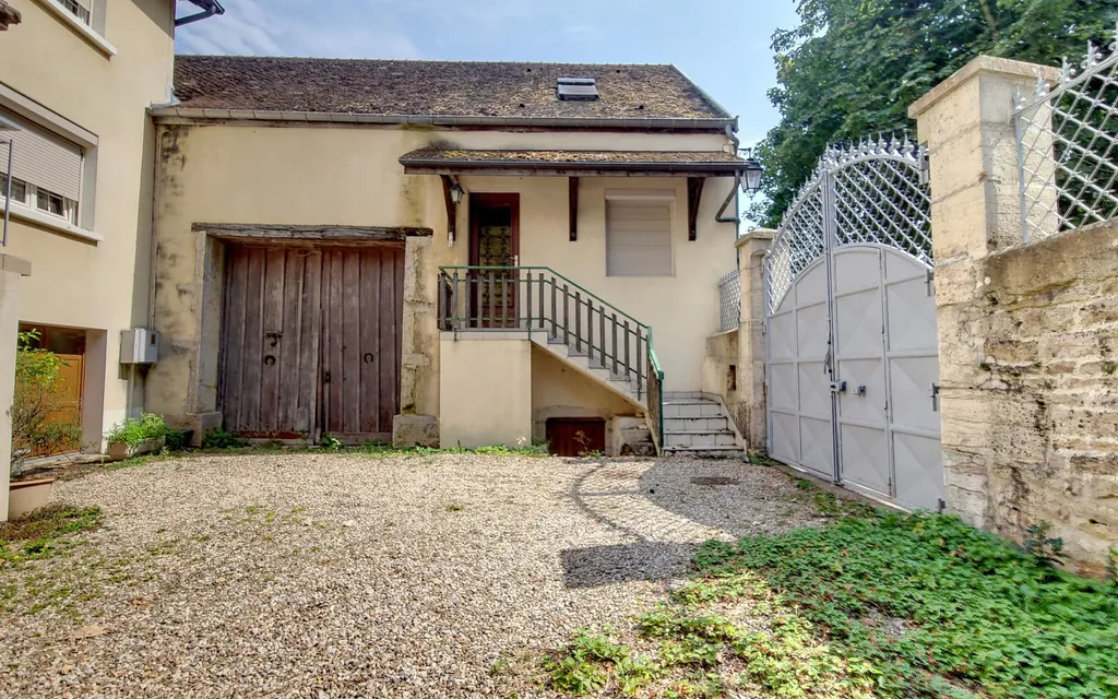 Achat maison à vendre 2 chambres 92 m² - Fixin