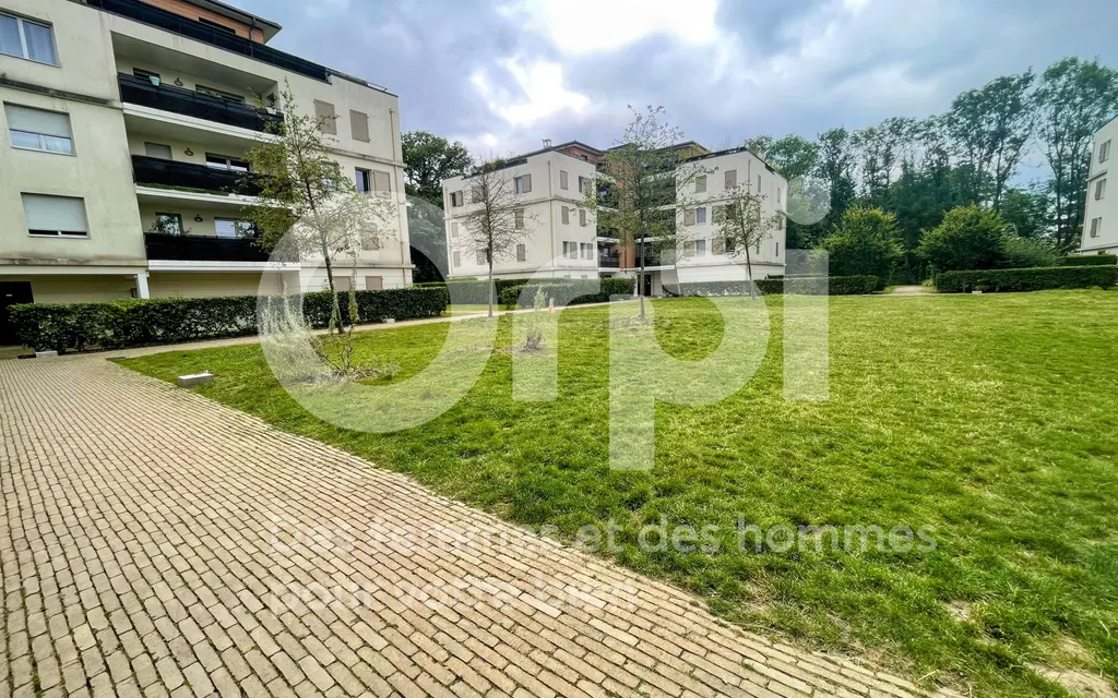 Achat appartement à vendre 4 pièces 82 m² - Guyancourt