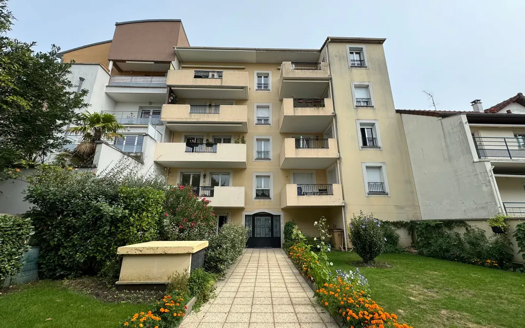 Achat appartement à vendre 4 pièces 94 m² - Chelles