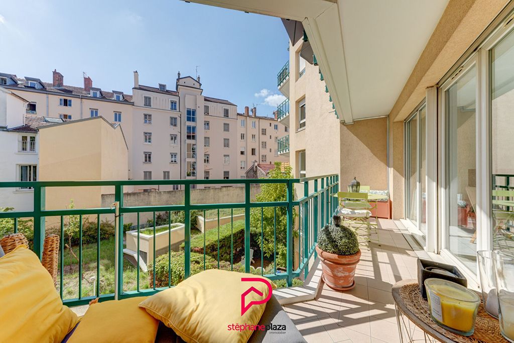 Achat appartement à vendre 3 pièces 77 m² - Lyon 7ème arrondissement