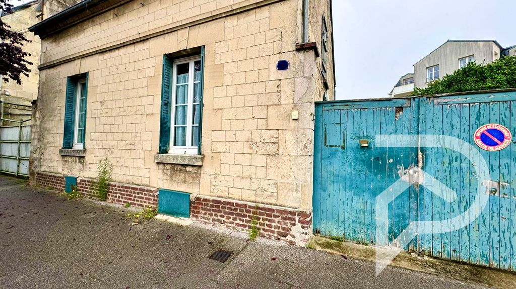 Achat maison à vendre 4 chambres 105 m² - Villers-Cotterêts