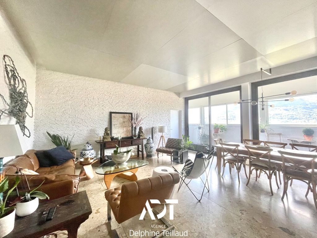 Achat appartement à vendre 4 pièces 109 m² - Grenoble