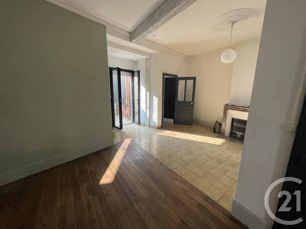 Achat maison à vendre 3 chambres 84 m² - Châteauroux