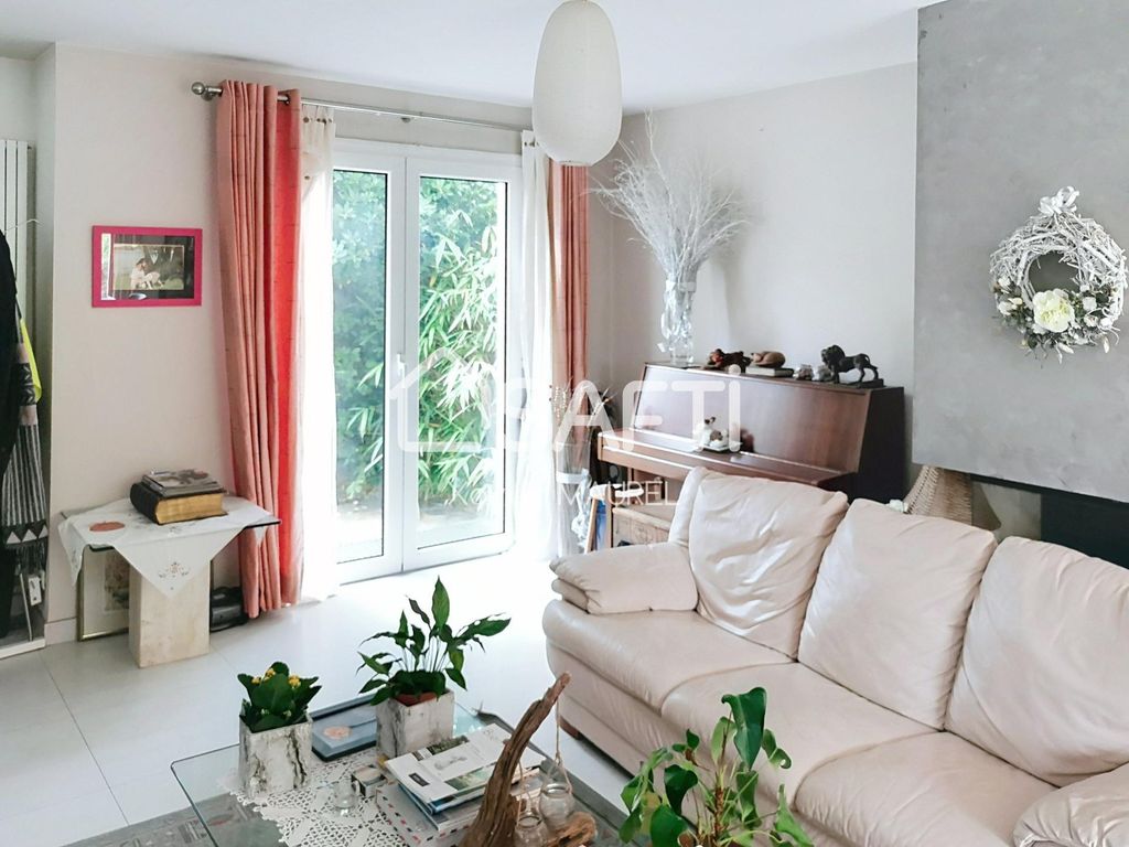 Achat maison à vendre 5 chambres 281 m² - Montesson