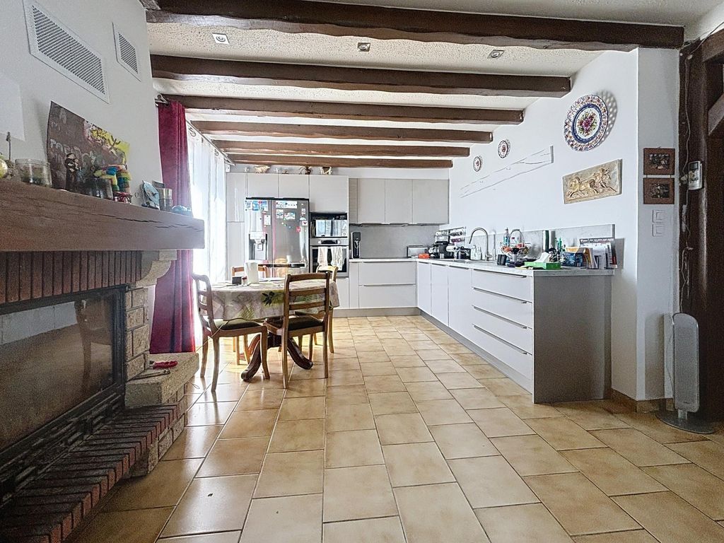 Achat maison 3 chambre(s) - Villeneuve-les-Genêts