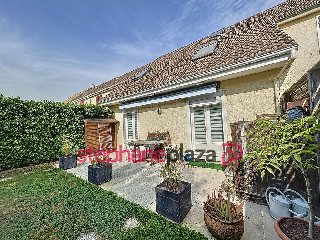 Achat maison à vendre 4 chambres 94 m² - Décines-Charpieu