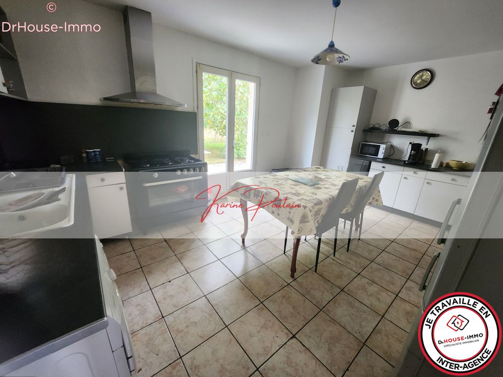 Achat maison à vendre 6 chambres 135 m² - Ambarès-et-Lagrave