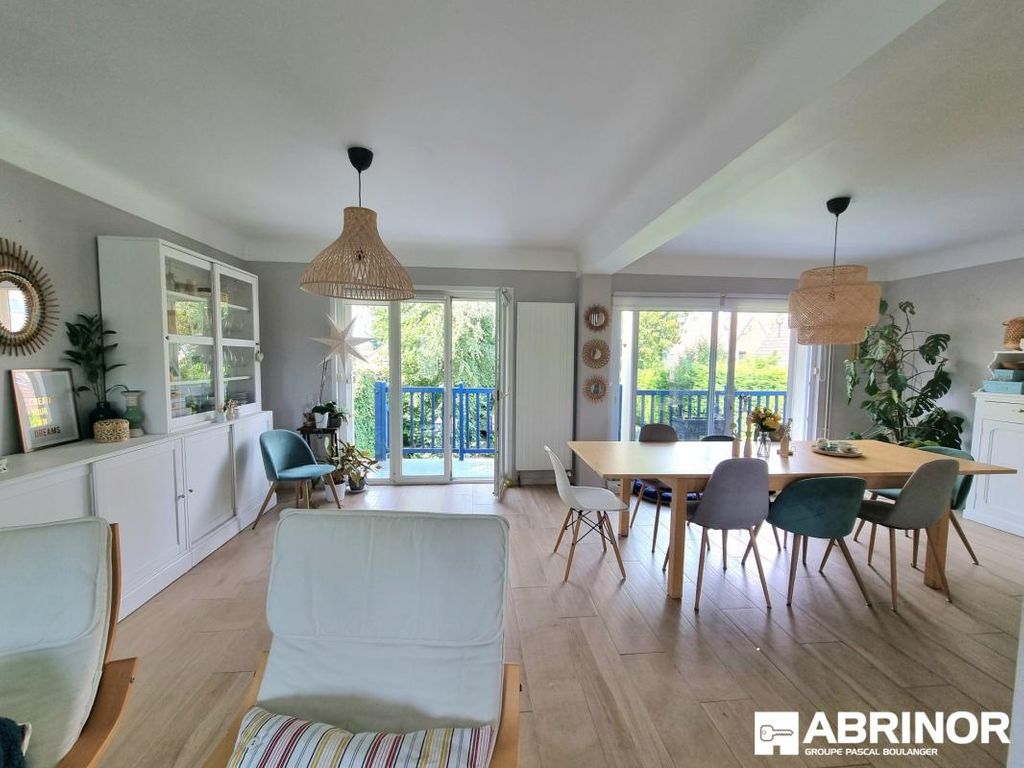 Achat maison à vendre 4 chambres 172 m² - Wattignies