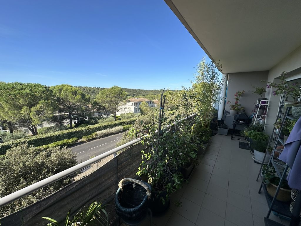 Achat appartement à vendre 3 pièces 70 m² - Nîmes