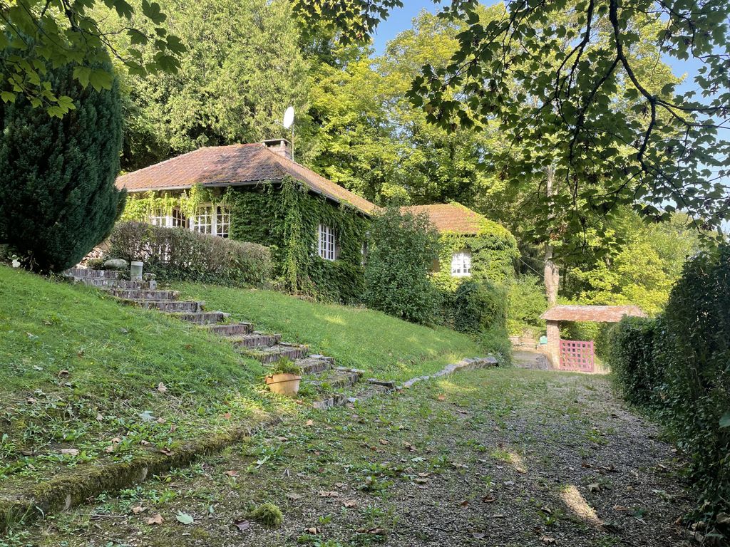 Achat maison à vendre 3 chambres 111 m² - Lyons-la-Forêt