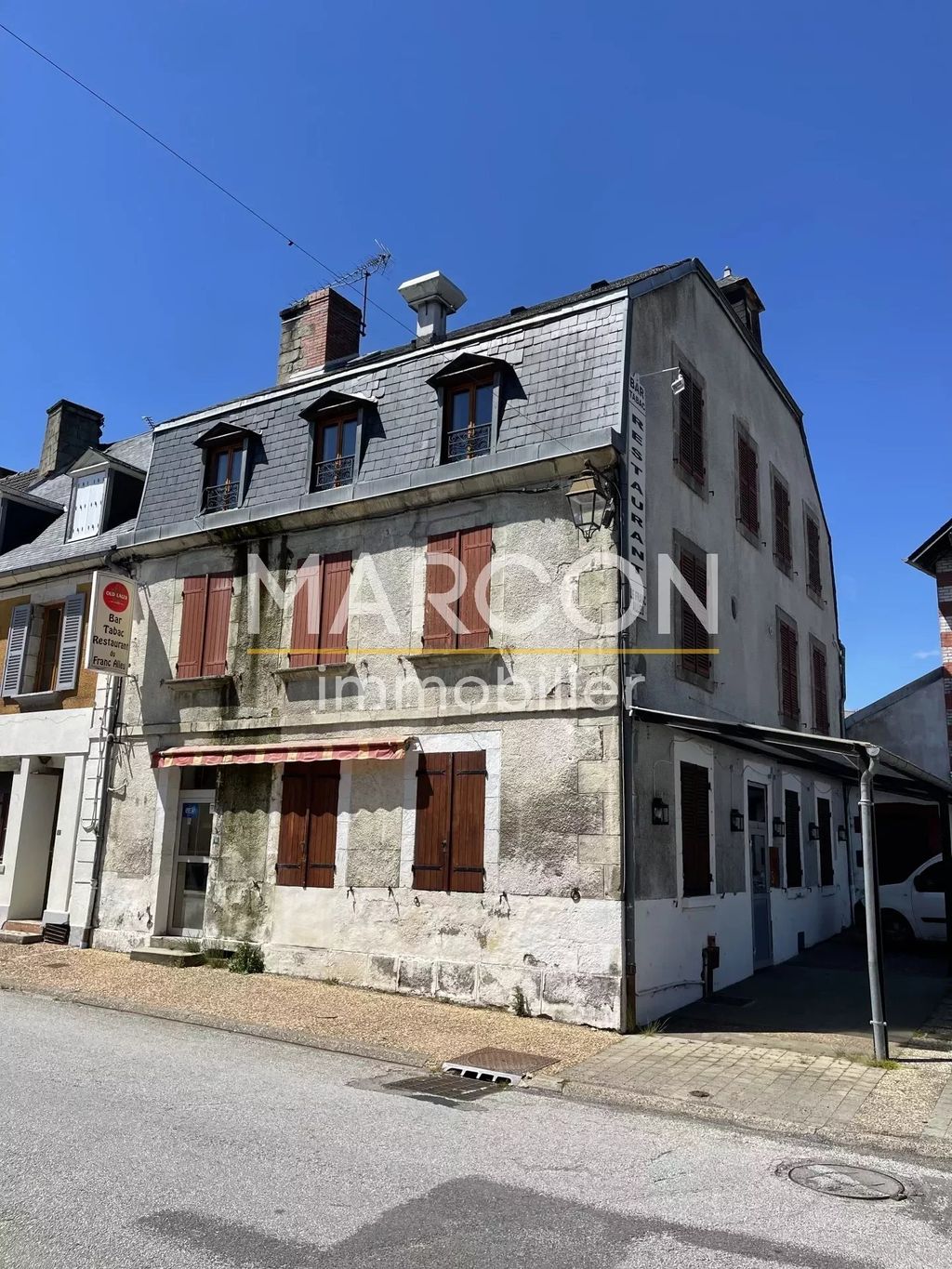 Achat maison à vendre 6 chambres 220 m² - Bellegarde-en-Marche