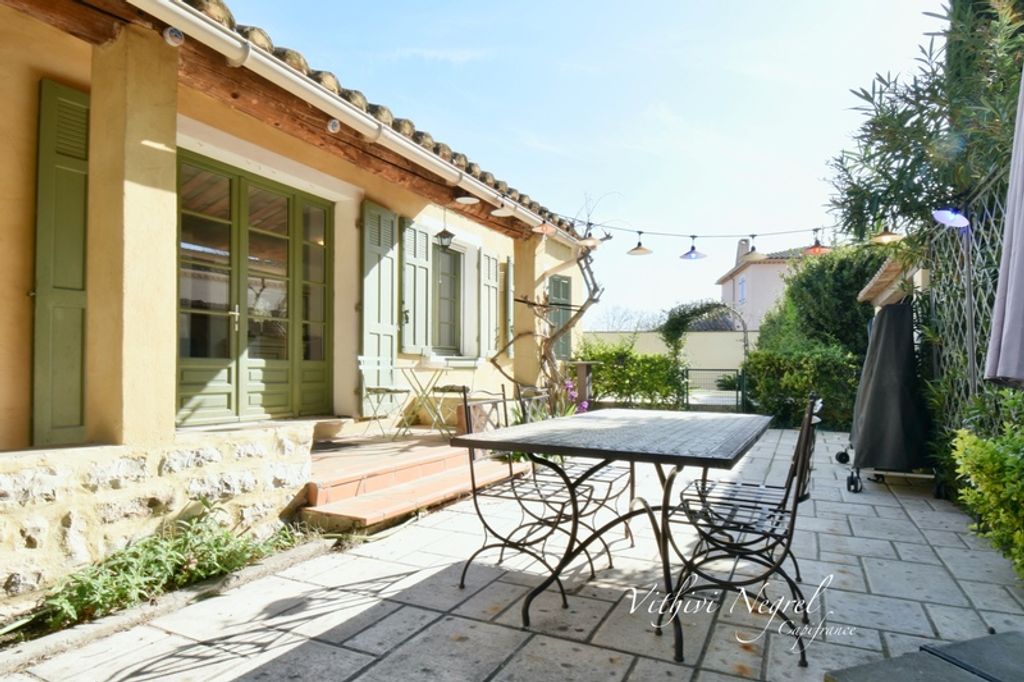 Achat maison à vendre 3 chambres 87 m² - Mouriès