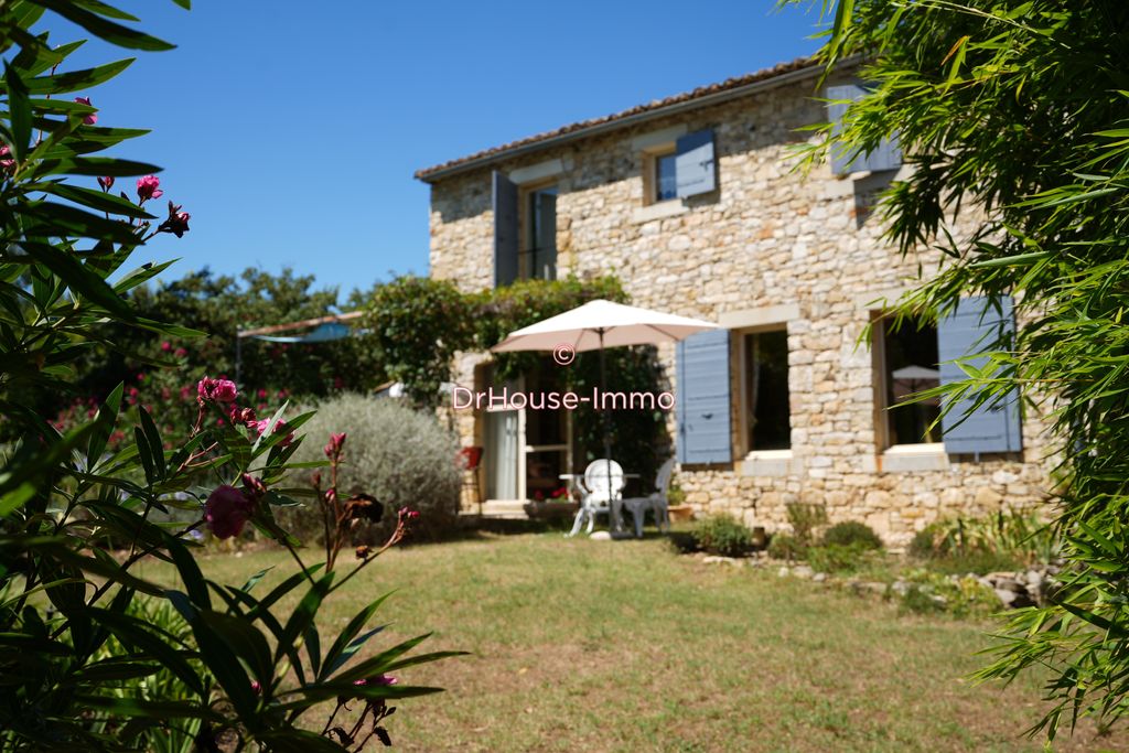 Achat maison à vendre 5 chambres 212 m² - Uzès